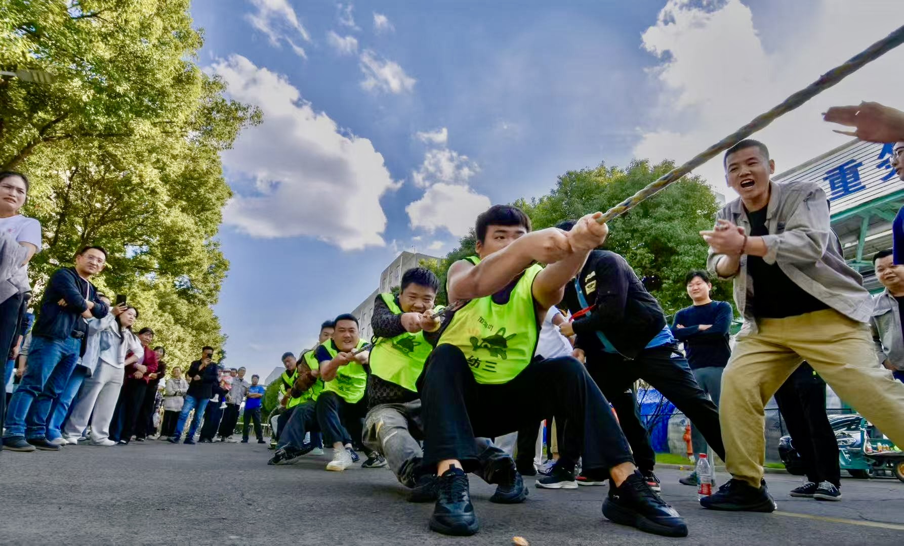 1762135365930368.jpg 1762135365930368.jpg